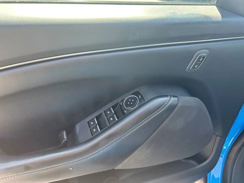 Used 2023 Ford Mustang Mach-E Select image 33