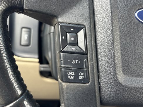 Used 2017 Ford Expedition EL XL image 24