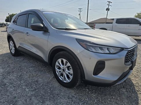Certified 2023 Ford Escape Active image 3
