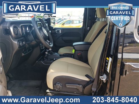 Used 2023 Jeep Wrangler Willys image 24