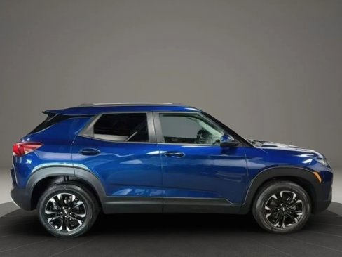 Used 2022 Chevrolet TrailBlazer LT image 6