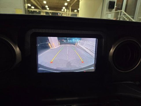 Used 2021 Jeep Wrangler Sport image 16