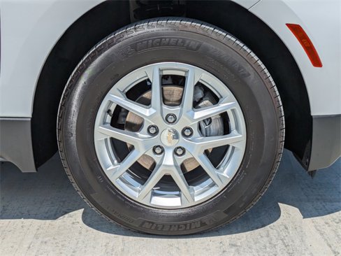 Used 2024 Chevrolet Equinox LT image 10