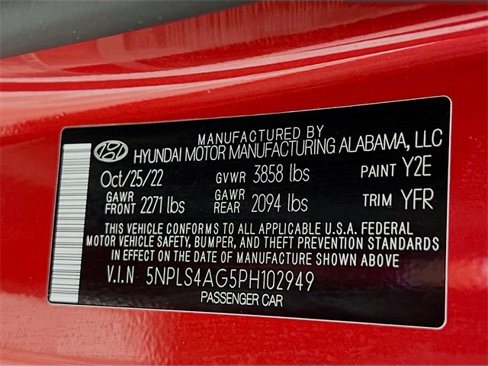 Used 2023 Hyundai Elantra SEL w/ Convenience Package image 16