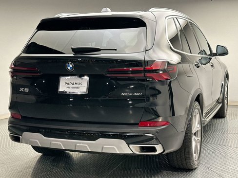 Used 2024 BMW X5 xDrive40i w/ Premium Package image 3