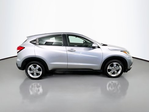 Used 2019 Honda HR-V LX image 3