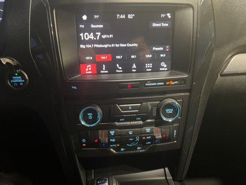 Used 2018 Ford Explorer XLT w/ Equipment Group 202A image 9