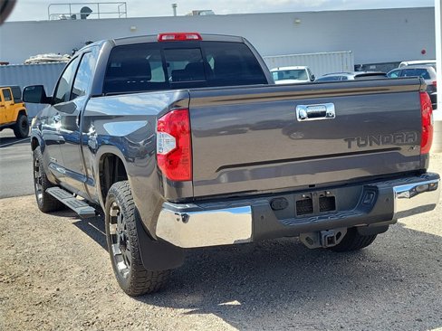 Used 2016 Toyota Tundra SR5 w/ SR5 Upgrade Package image 9
