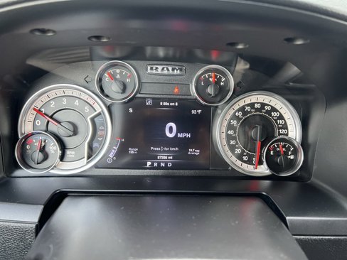 Used 2016 RAM 1500 Laramie w/ Convenience Group image 38
