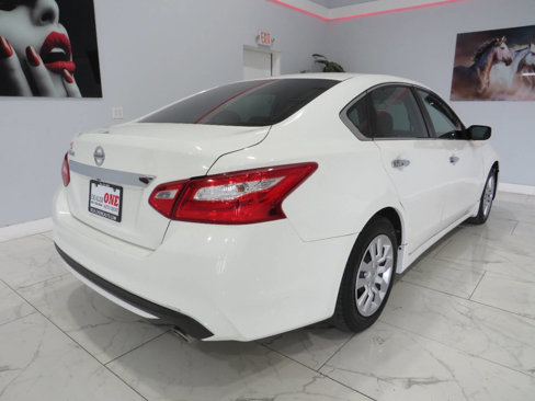 Used 2016 Nissan Altima 2.5 S w/ Power Driver Seat Package image 4