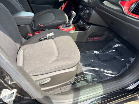 Used 2020 Jeep Renegade Trailhawk image 42