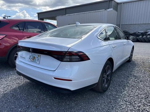Used 2023 Honda Accord EX image 5