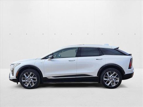 New 2025 Cadillac Optiq Luxury 1 image 5