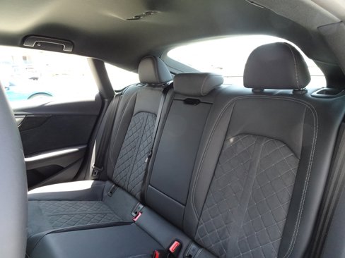 Used 2022 Audi S5 Premium image 15