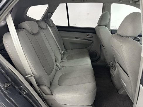 Used 2007 Kia Rondo EX w/ Premium Pkg image 16