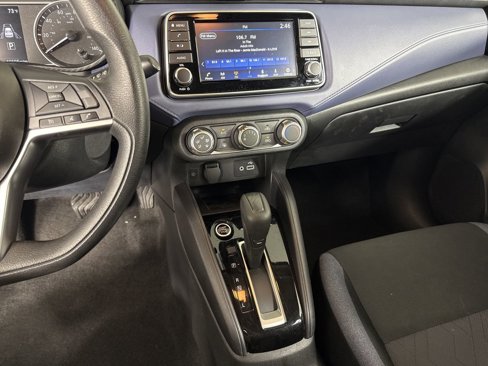 Used 2023 Nissan Versa SV image 25