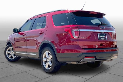 Certified 2019 Ford Explorer XLT w/ Equipment Group 201A image 11