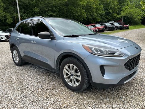 Used 2022 Ford Escape SE image 12