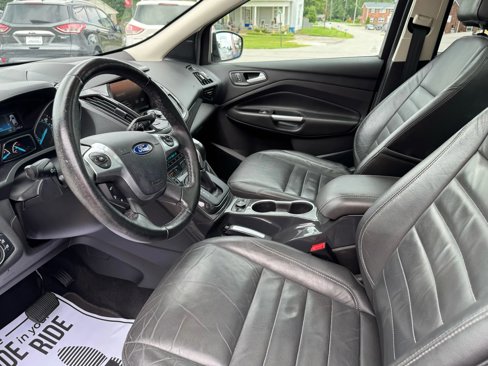 Used 2015 Ford Escape Titanium image 22