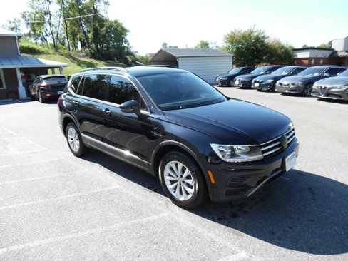 Used 2018 Volkswagen Tiguan SE w/ Panoramic Sunroof Package image 7