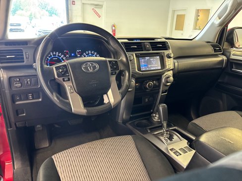 Used 2017 Toyota 4Runner SR5 image 4
