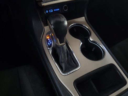Used 2017 Jeep Grand Cherokee Laredo image 26