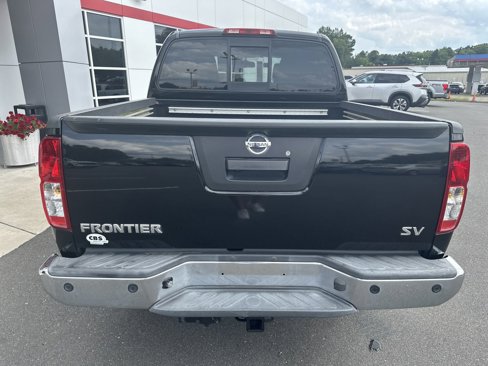 Used 2018 Nissan Frontier SV w/ Value Truck Package image 7