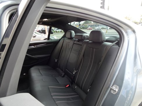 Used 2021 BMW 540i w/ M Sport Package image 13