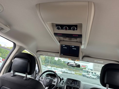Used 2017 Dodge Grand Caravan SE w/ Power Window Group image 15