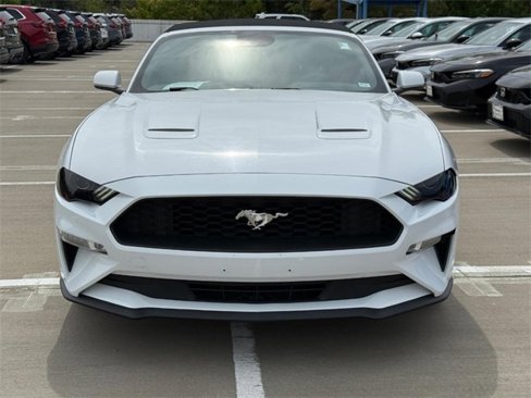Used 2021 Ford Mustang Premium image 9