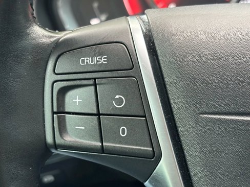 Used 2018 Volvo S60 T5 Inscription image 50