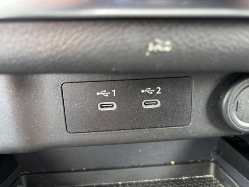 Used 2024 Nissan Rogue SV image 14