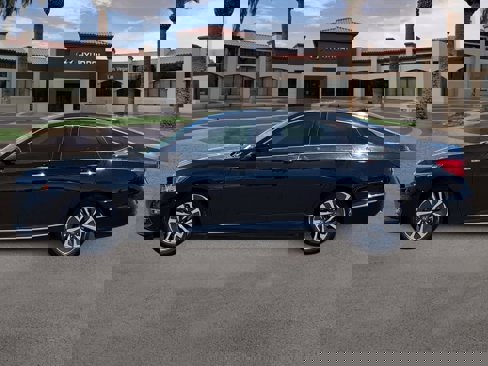 Used 2019 Honda Accord Touring image 5