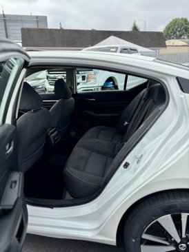 Used 2019 Nissan Altima 2.5 SV image 16