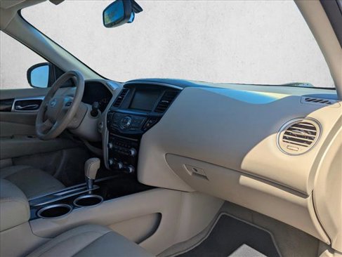 Used 2015 Nissan Pathfinder SV image 30