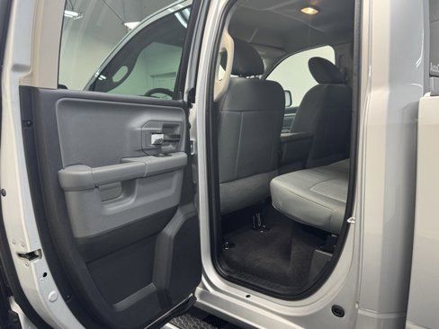 Used 2016 RAM 1500 Classic SLT image 25