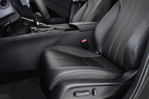 New 2025 Acura ADX FWD image 10