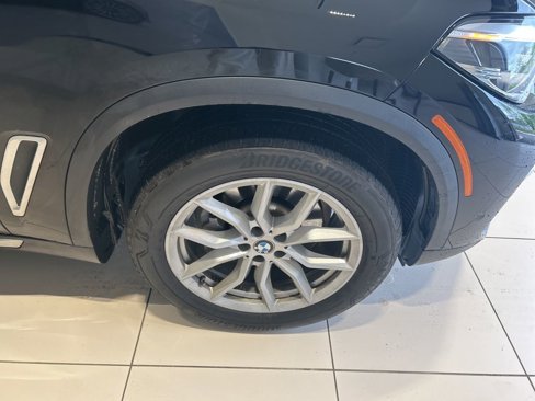 Used 2022 BMW X5 xDrive40i w/ Premium Package image 19