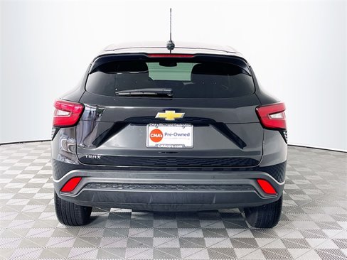 Certified 2025 Chevrolet Trax LS image 7