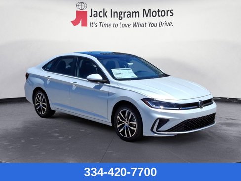New 2025 Volkswagen Jetta SE image 7