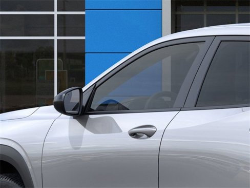 New 2026 Chevrolet Trax RS image 12
