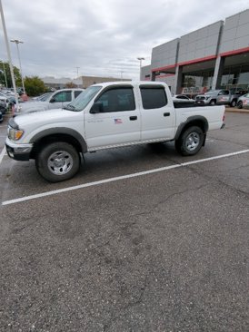 Used 2002 Toyota Tacoma PreRunner image 2