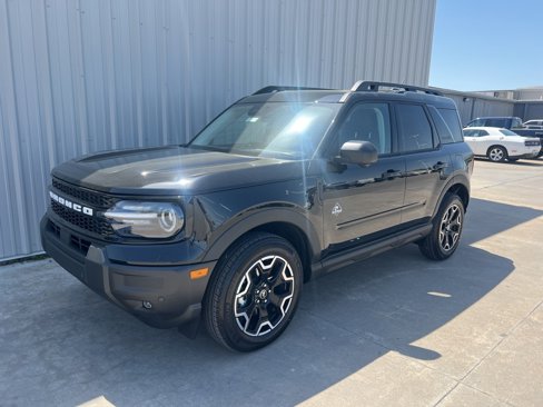 New 2025 Ford Bronco Sport Outer Banks w/ Outer Banks Tech Package+ image 2