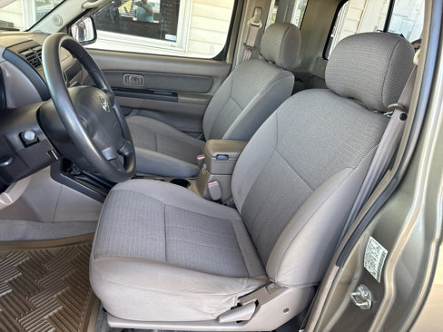 Used 2002 Nissan Frontier XE image 15