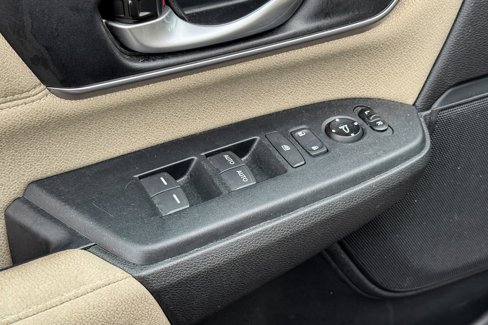 Used 2017 Honda CR-V EX image 16
