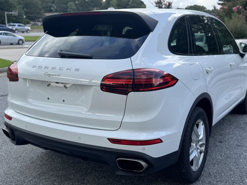 Used 2016 Porsche Cayenne image 20