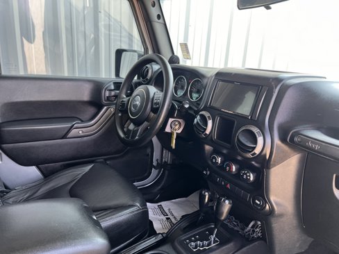 Used 2014 Jeep Wrangler Sport image 28