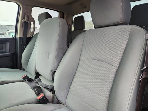 Used 2018 RAM 1500 Express w/ Black Ram 1500 Express Group image 24
