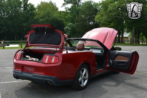Used 2011 Ford Mustang GT Premium w/ Comfort Pkg image 7