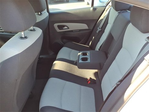 Used 2014 Chevrolet Cruze LS image 15